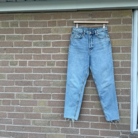 Jeans: H&M Light Blue High Waist Slim Leg Frayed Demin - Picture 5 of 12